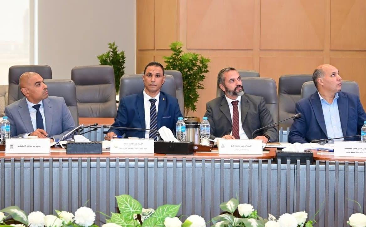 اجتماع وزير الري