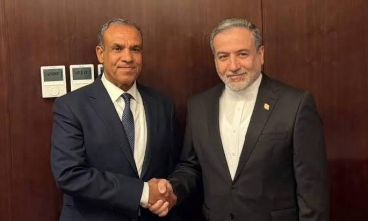 وزير الخارجية ونظيره الإيراني