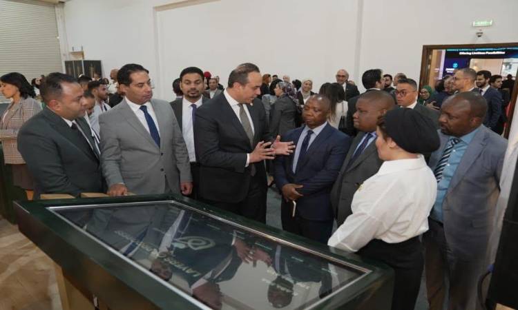 جانب من الزيارة