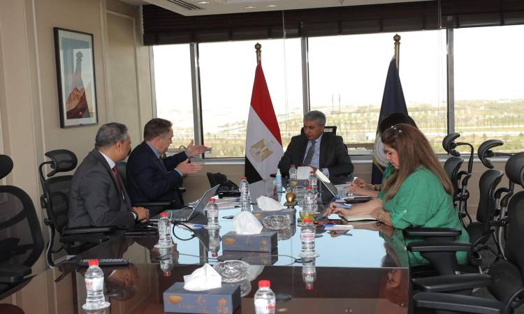 Meeting between Minister of Tourism and Glen Moroney