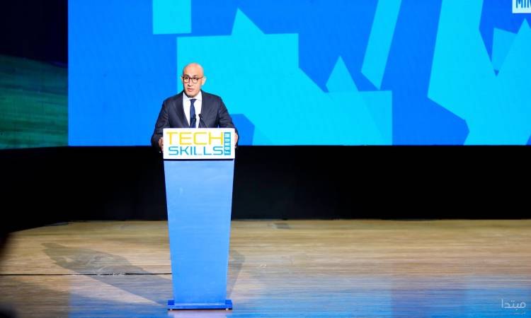 Mohamed Abdul Latif, Minister of Education
