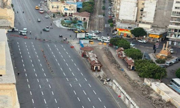 Expansion and development works on El-Horreya Road