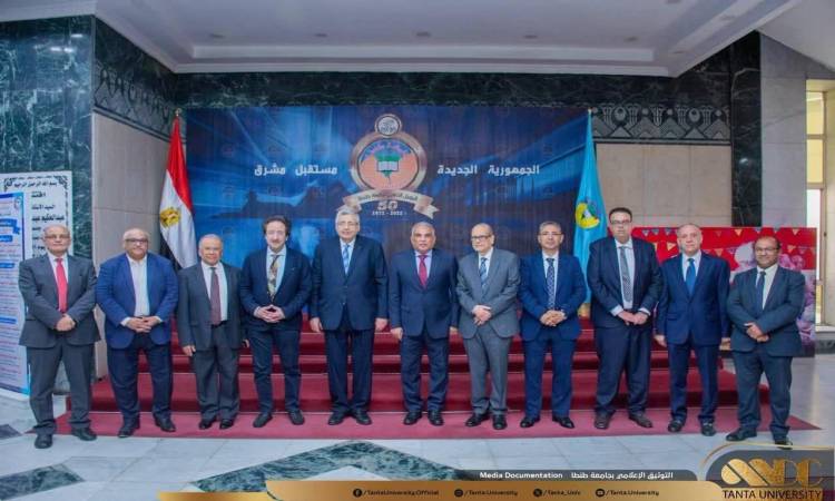 Dr. Mohamed Awad Tag El-Din's tour at the hospital