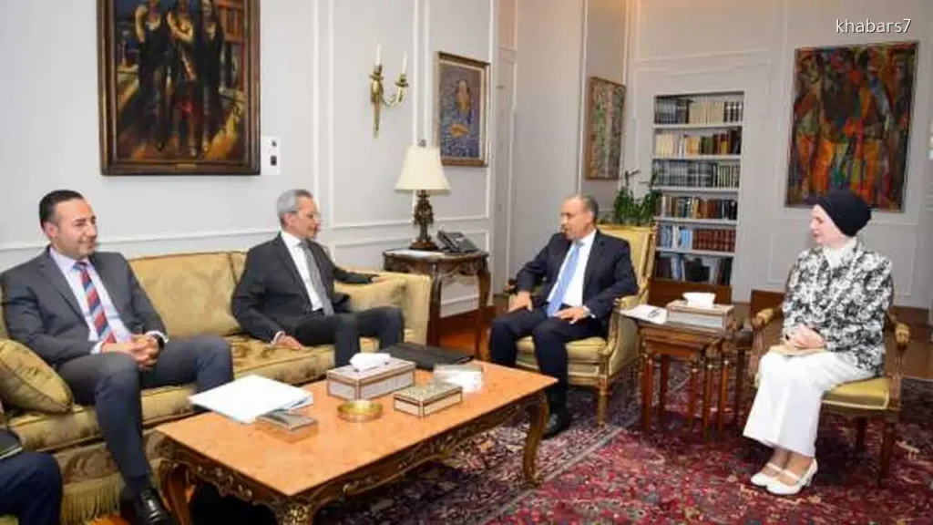 Foreign Minister Emphasizes Commitment to Strengthening Communication with Parliament