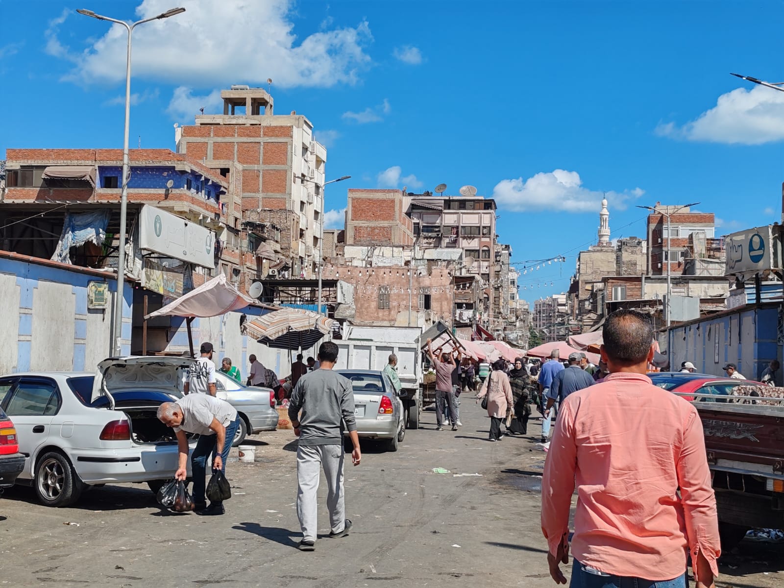 أحياء بورسعيد تواصل حملات الانضباط ورفع كفاءة الشوارع أحياء بورسعيد تواصل حملات الانضباط ورفع كفاءة الشوارع