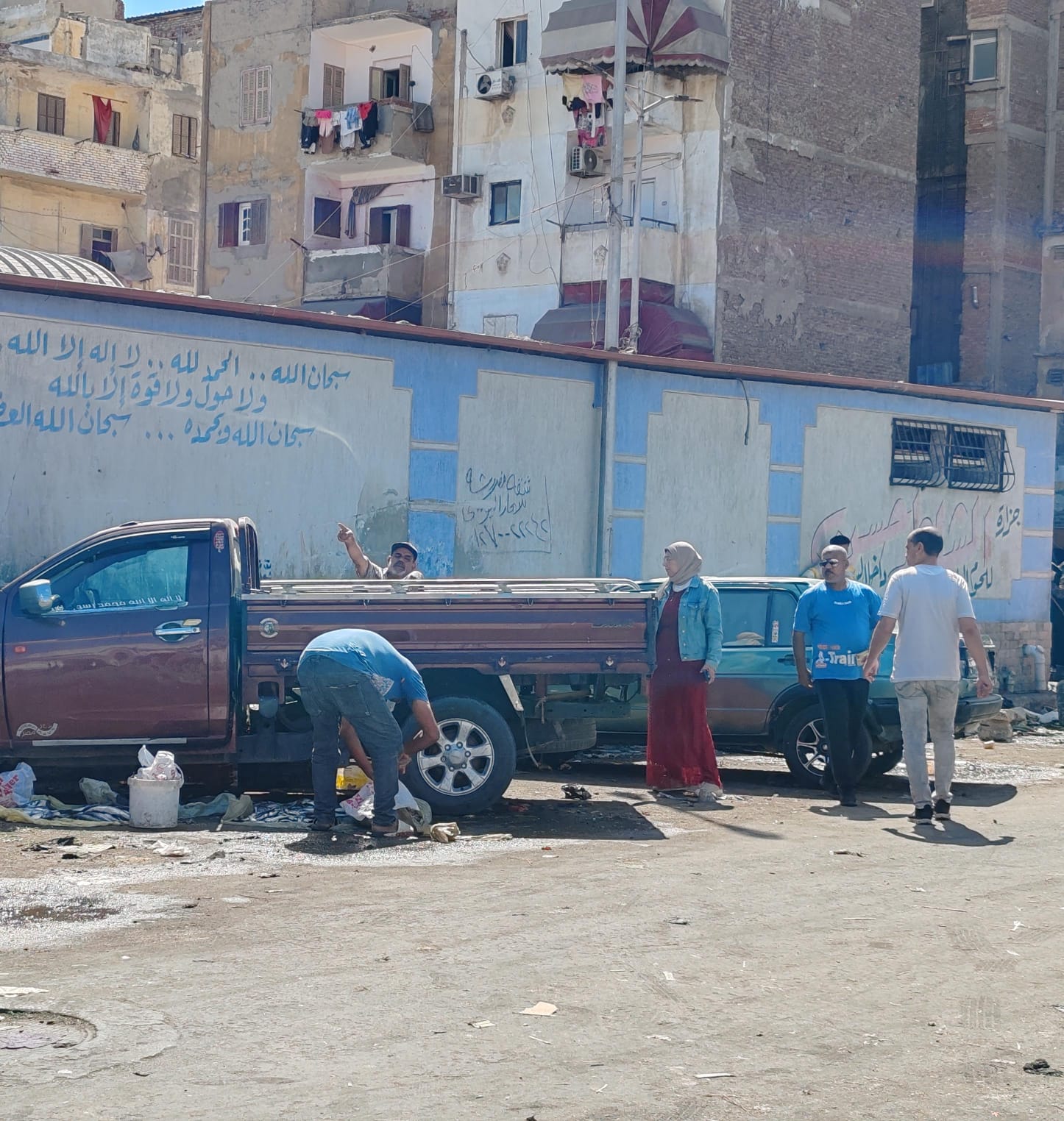 أحياء بورسعيد تواصل حملات الانضباط ورفع كفاءة الشوارع أحياء بورسعيد تواصل حملات الانضباط ورفع كفاءة الشوارع