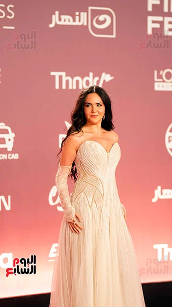 الفنانة ركين سعد الفنانة ركين سعد