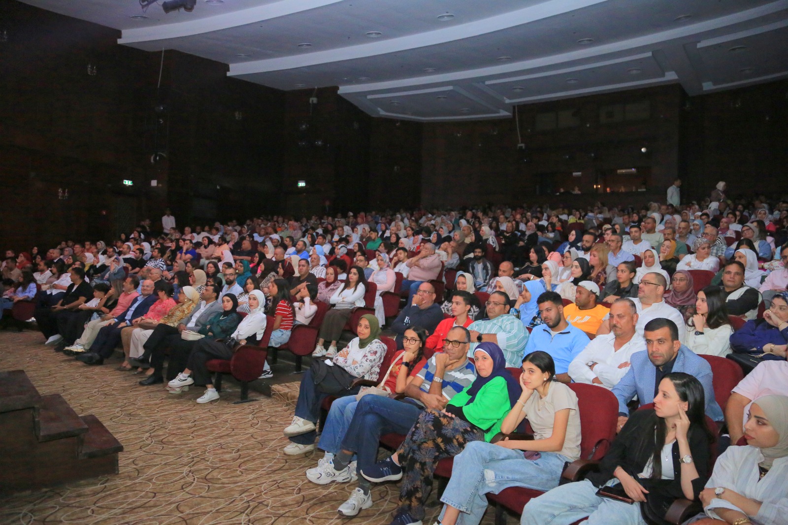 الحالة خطيرة جدًا تفتتح الموسم الشتوي للمسرح بالإسكندرية الحالة خطيرة جدًا تفتتح الموسم الشتوي للمسرح بالإسكندرية