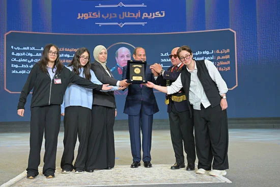 الرئيس السيسى (2) الرئيس السيسى (2)