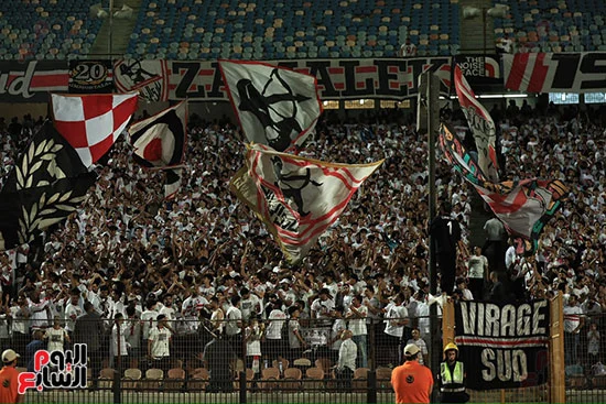 جمهور الزمالك فى مباراة الجيش الرواندى جمهور الزمالك فى مباراة الجيش الرواندى