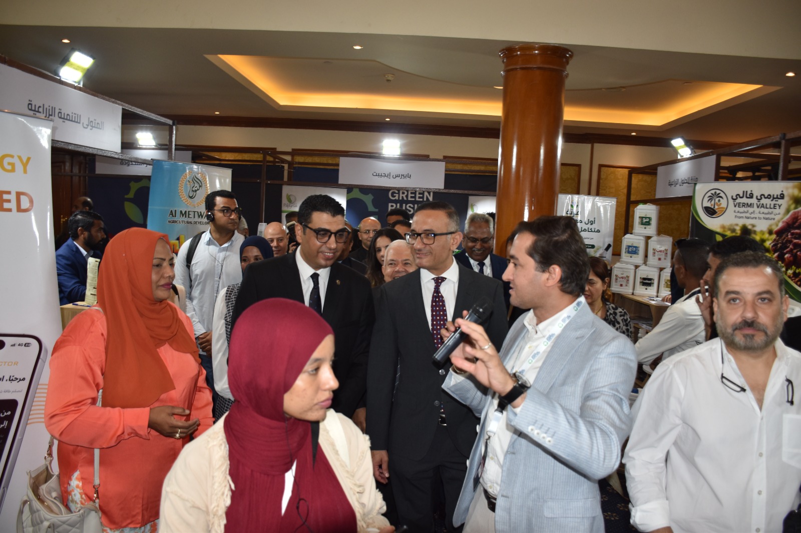 الأقصر تستضيف الدورة الرابعة من معرض الأعمال الخضراء 2026 الأقصر تستضيف الدورة الرابعة من معرض الأعمال الخضراء 2026