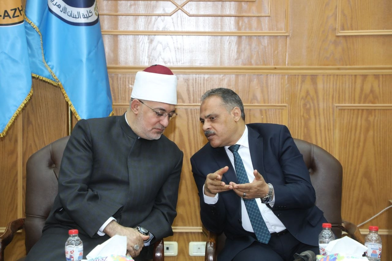 انطلاق المؤتمر العلمي الدولي الأول لكلية البنات الأزهرية بالشرقية انطلاق المؤتمر العلمي الدولي الأول لكلية البنات الأزهرية بالشرقية