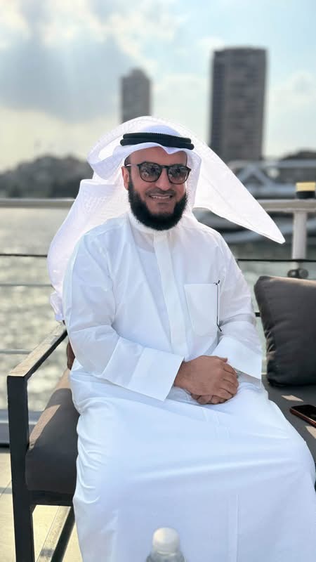 مشاري العفاسي في مصر ويشارك جمهوره لحظات على مائدة الكشري مشاري العفاسي في مصر ويشارك جمهوره لحظات على مائدة الكشري