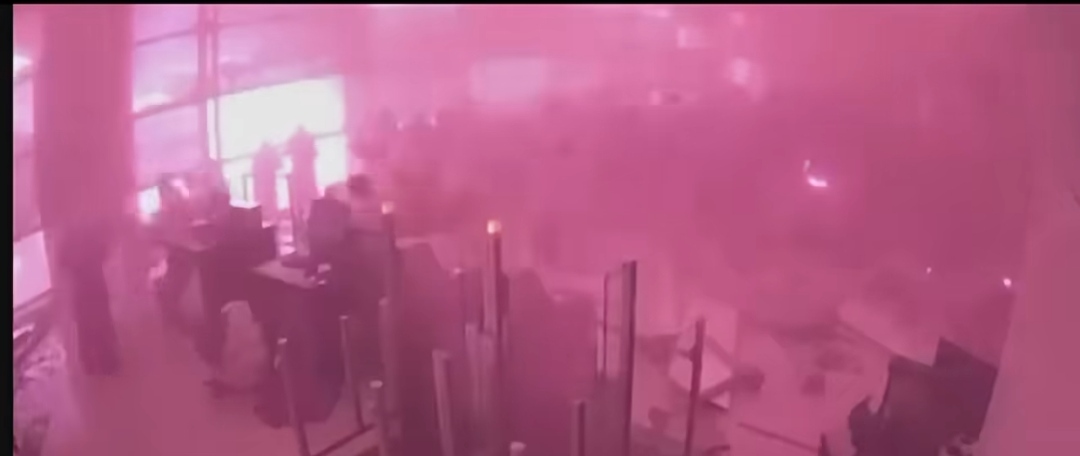 تركي آل الشيخ يعلق على الاعتداء على معتمرين بمطار الرياض تركي آل الشيخ يعلق على الاعتداء على معتمرين بمطار الرياض