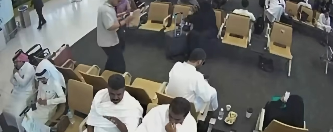 تركي آل الشيخ يعلق على الاعتداء على معتمرين بمطار الرياض تركي آل الشيخ يعلق على الاعتداء على معتمرين بمطار الرياض