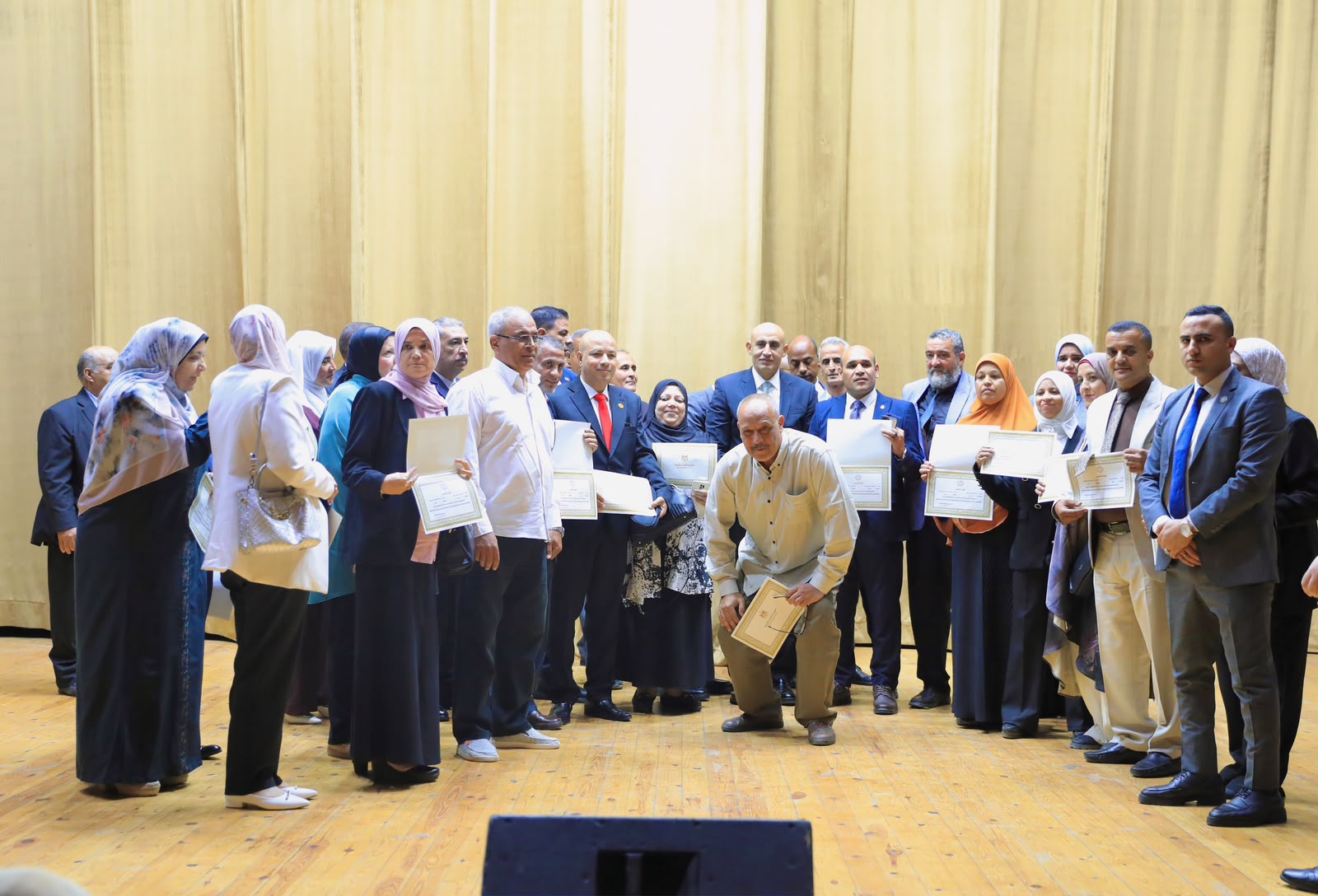 وزير التعليم يكرم 216 مدير مدرسة تقديرًا لجهودهم