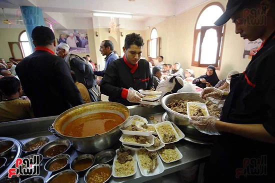 وجبات لحوم وفراخ وبط مجانا (4) وجبات لحوم وفراخ وبط مجانا (4)