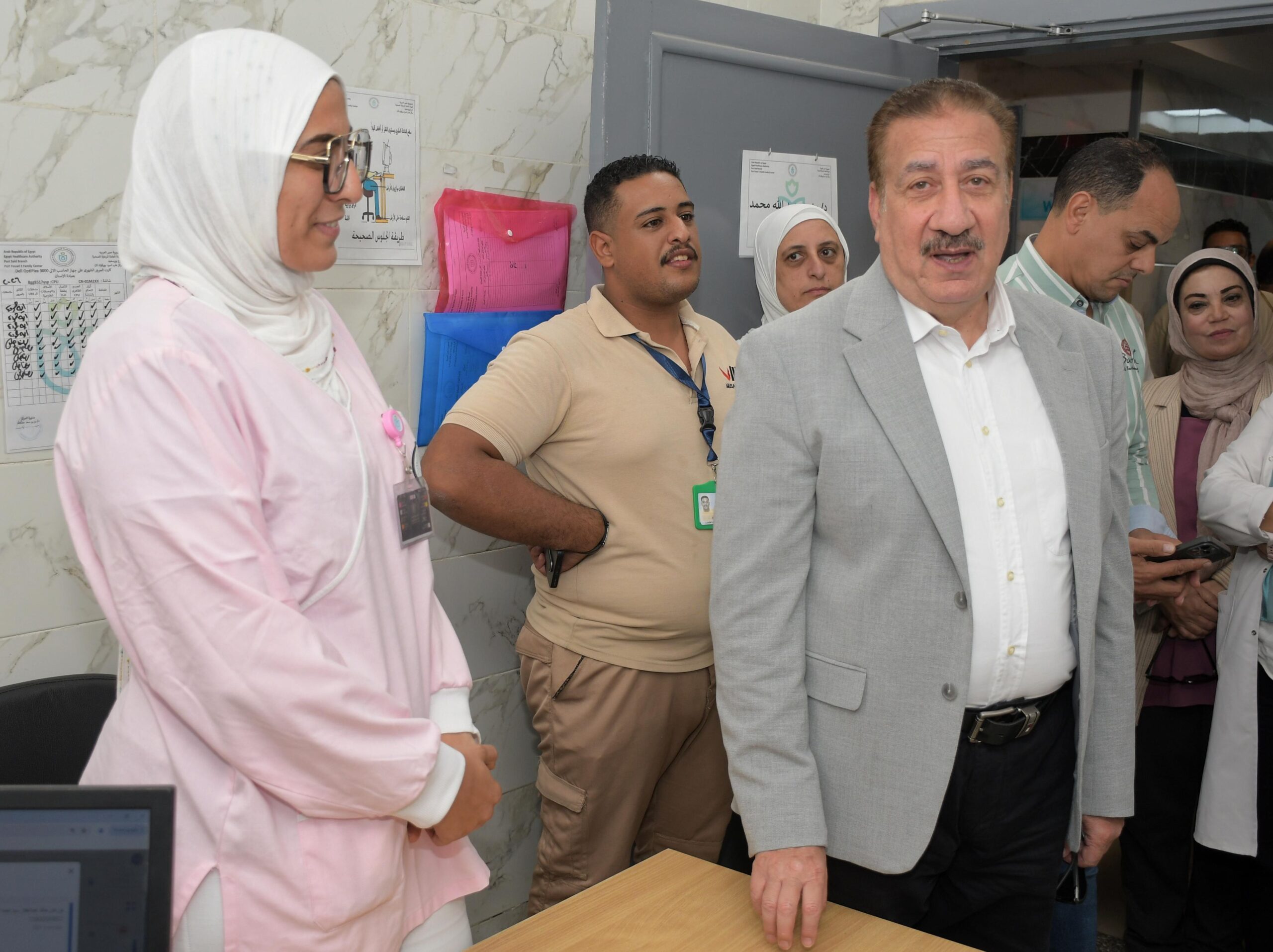 محافظ بورسعيد يتفقد مركز طب أسرة بورفؤاد ثاني محافظ بورسعيد يتفقد مركز طب أسرة بورفؤاد ثاني