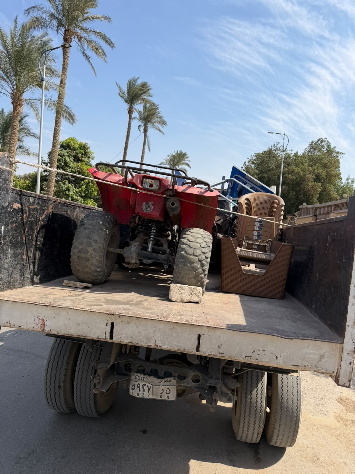 حي الهرم يصادر محتويات مدرسة وبيتش باجي بالمنصورية وكفر الجبل حي الهرم يصادر محتويات مدرسة وبيتش باجي بالمنصورية وكفر الجبل