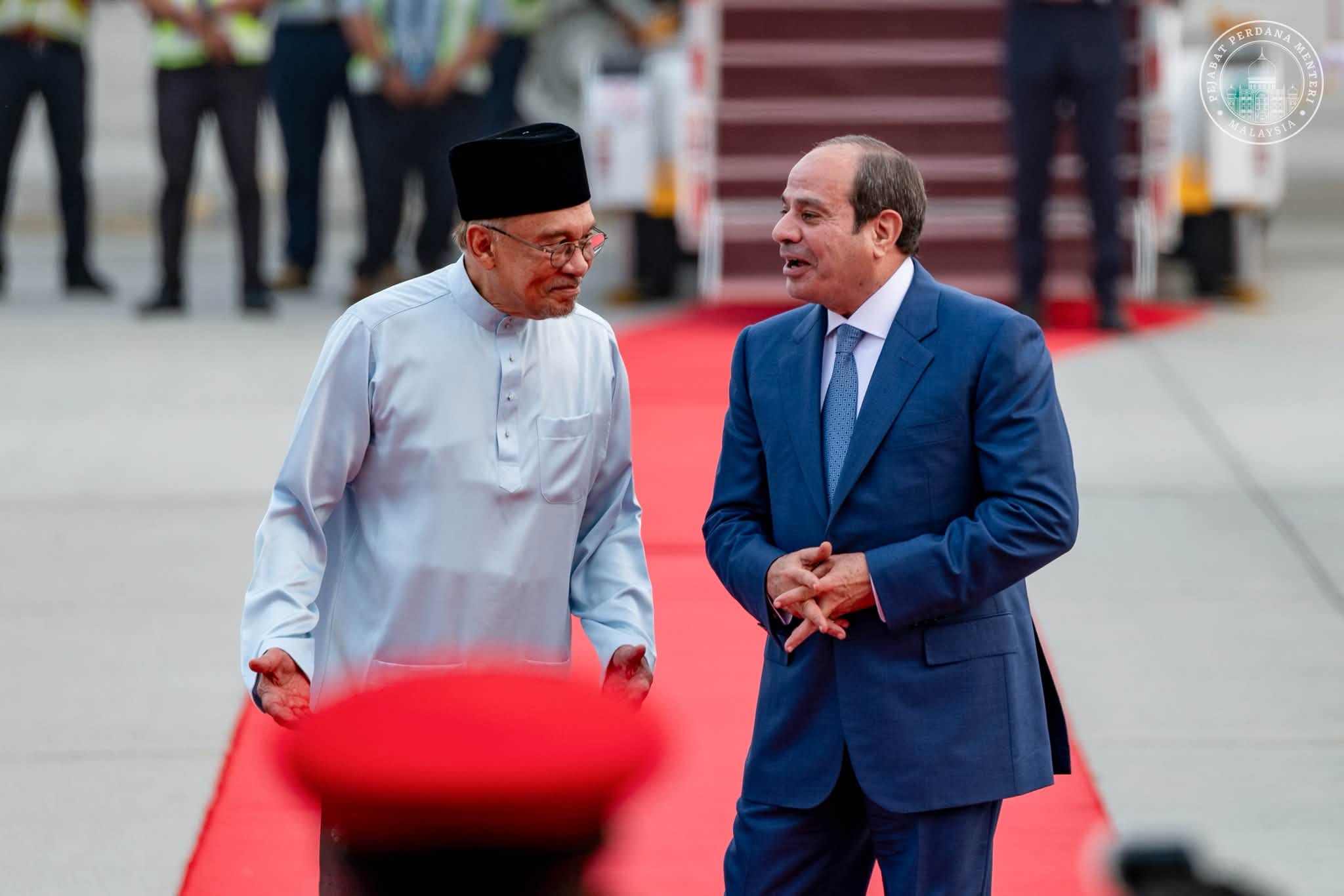 السيسي في ماليزيا ومباحثات ثنائية مرتقبة غدًا بكوالالمبور السيسي في ماليزيا ومباحثات ثنائية مرتقبة غدًا بكوالالمبور