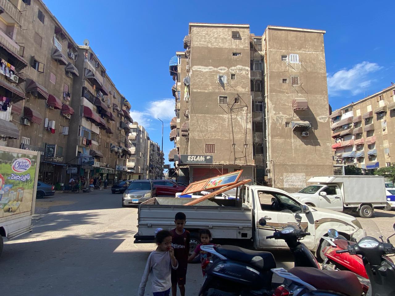 حي الزهور يشن حملة للتصدي للمخالفات التنظيمية بالتعاونيات حي الزهور يشن حملة للتصدي للمخالفات التنظيمية بالتعاونيات
