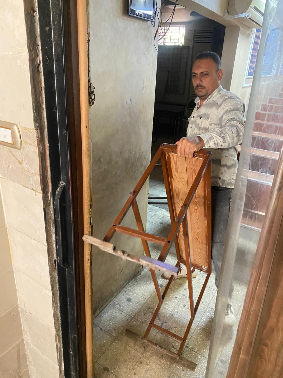حي الزهور يواصل حملاته على مراكز الدروس الخصوصية حي الزهور يواصل حملاته على مراكز الدروس الخصوصية