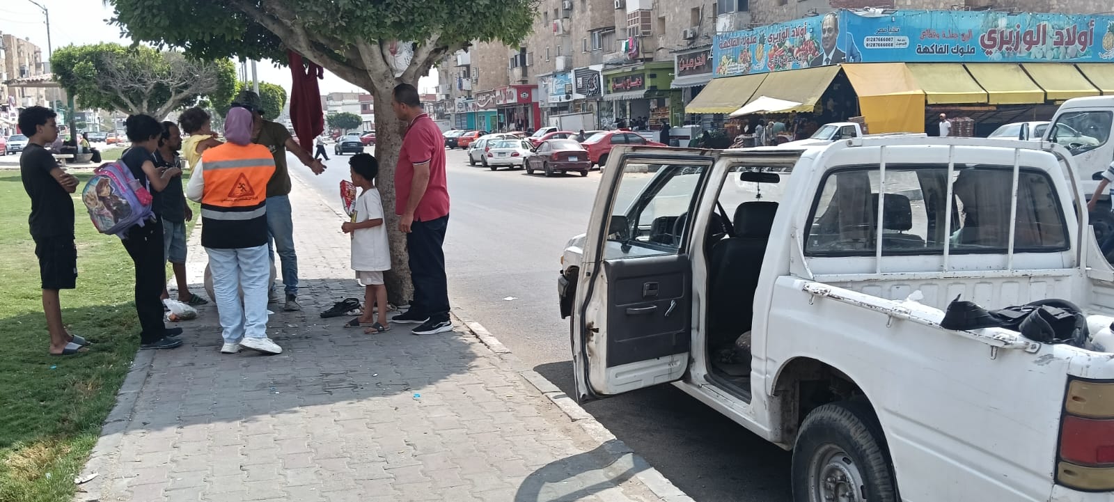 التضامن تنقذ أبًا و5 أبناء من الشارع بالإسماعيلية التضامن تنقذ أبًا و5 أبناء من الشارع بالإسماعيلية