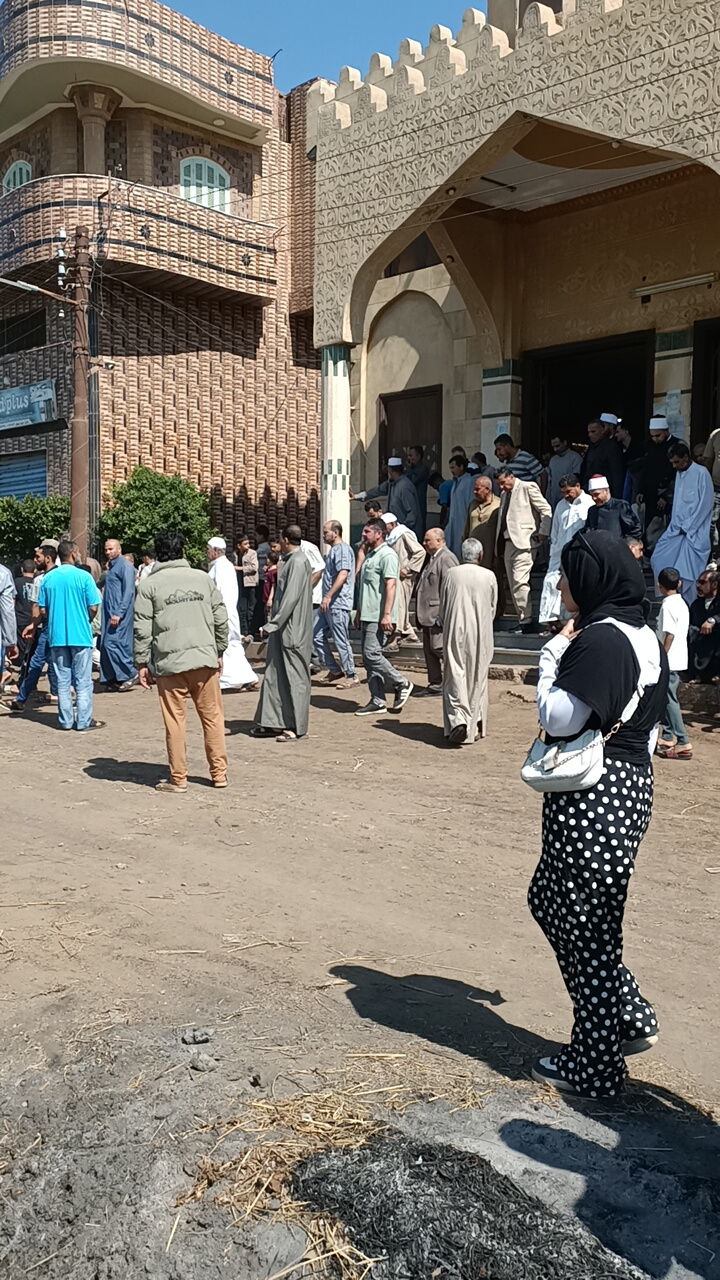 وفد من الأزهر يتقدم جنازة الطالب أمير الأصيل وفد من الأزهر يتقدم جنازة الطالب أمير الأصيل