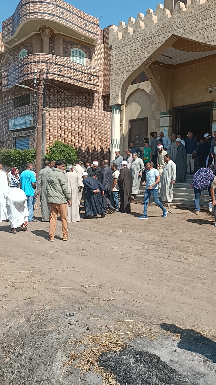 وفد من الأزهر يتقدم جنازة الطالب أمير الأصيل وفد من الأزهر يتقدم جنازة الطالب أمير الأصيل
