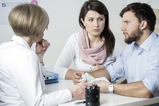 شروط وزارة الصحة للمقبلين على الزواج و<a href=