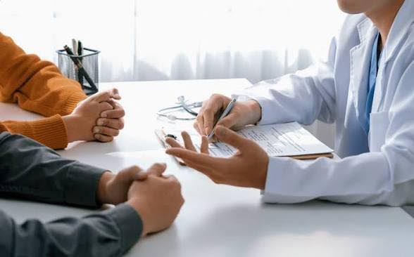 شروط وزارة الصحة للمقبلين على الزواج و<a href=