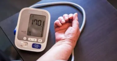 أفضل وقت لقياس ضغط الدم فى المنزل.. نصائح للحصول على قراءة دقيقة