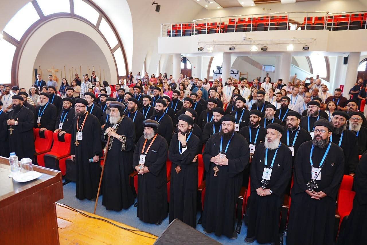 البابا تواضروس يتفقد أعمال مؤتمر كهنة وخدام الطفولة البابا تواضروس يتفقد أعمال مؤتمر كهنة وخدام الطفولة