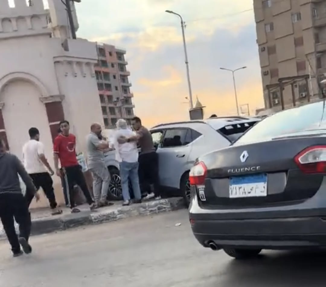ضبط سيدة قادت سيارة برعونة ودهست أسرة بطنطا ضبط سيدة قادت سيارة برعونة ودهست أسرة بطنطا