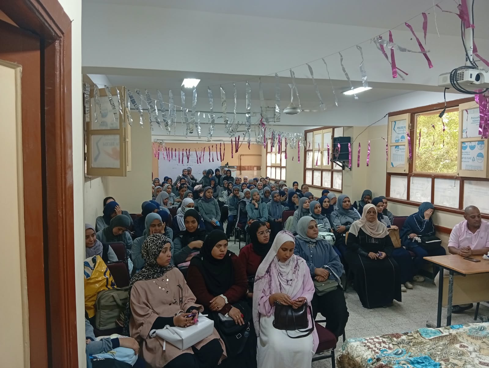 مجمع إعلام قنا يناقش الوعي الصحي لبناء المستقبل