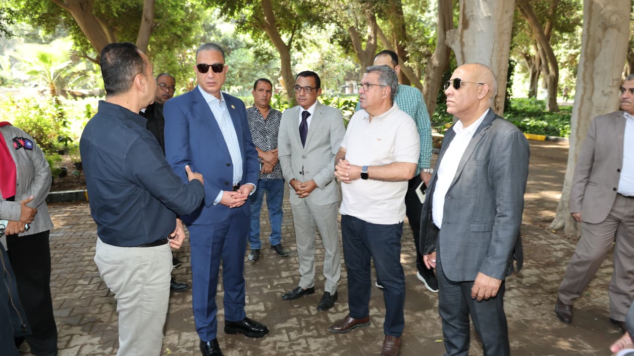 محافظ الجيزة يتفقد حديقة المبدعين بالعجوزة ويوجه بتطويرها محافظ الجيزة يتفقد حديقة المبدعين بالعجوزة ويوجه بتطويرها