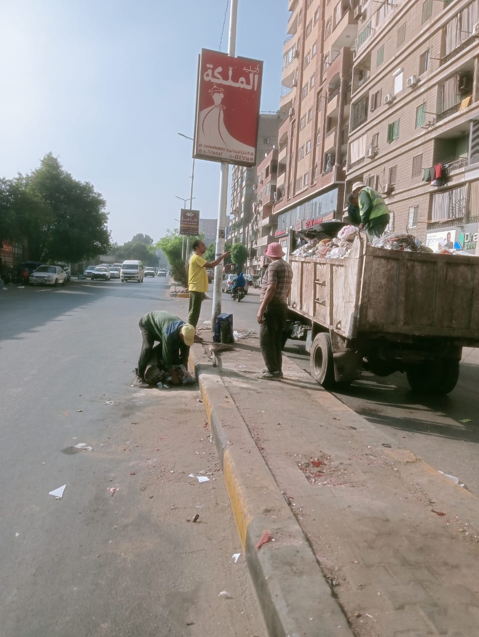 محافظ الجيزة يوجه بإزالة التعديات ومقهى مخالف بأوسيم محافظ الجيزة يوجه بإزالة التعديات ومقهى مخالف بأوسيم