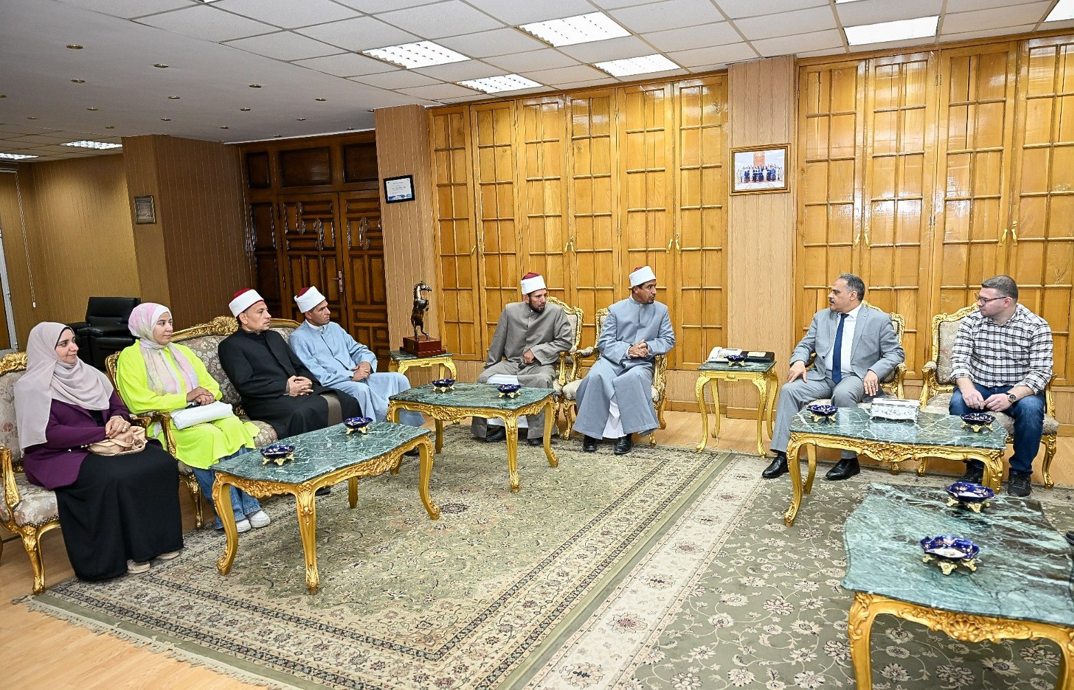محافظ الشرقية يبحث تنفيذ قوافل دعوية لنشر الفكر الوسطي محافظ الشرقية يبحث تنفيذ قوافل دعوية لنشر الفكر الوسطي