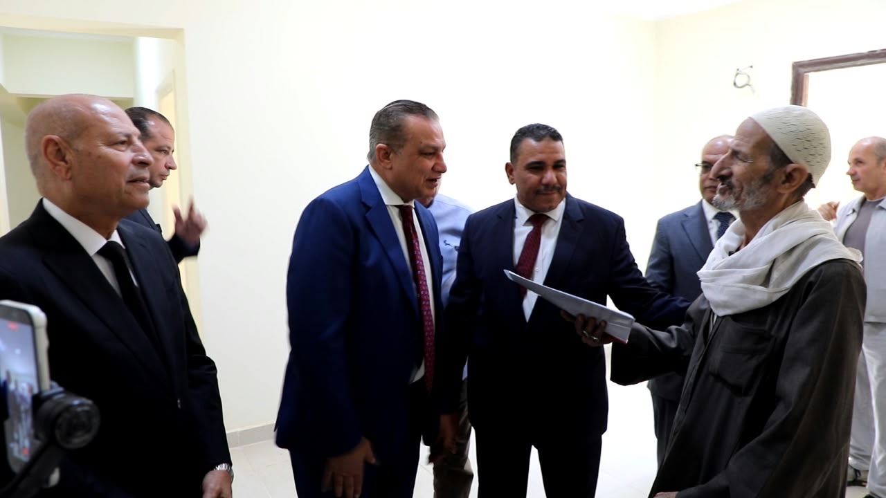 محافظ القاهرة يعلن تسليم وحدات روضة السيدة 2 للمستحقين