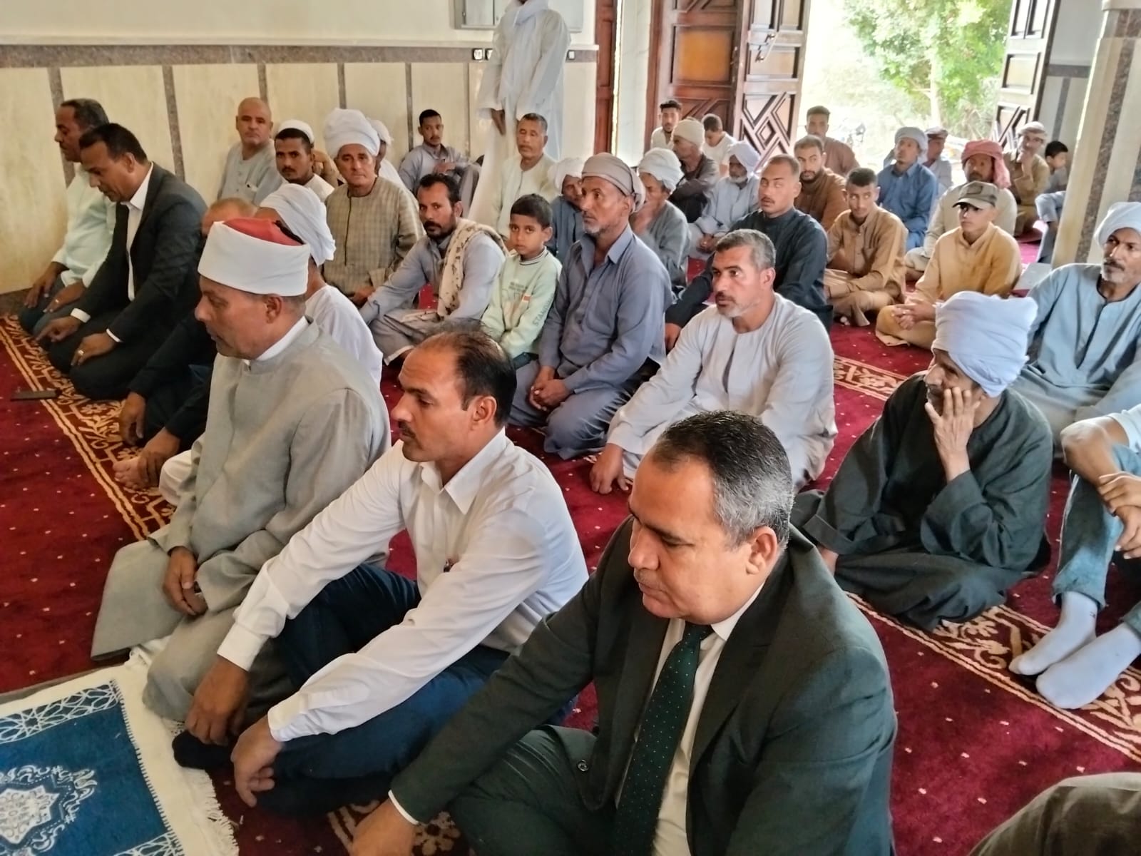 محافظ بني سويف ينيب رؤساء سمسطا واهناسيا لافتتاح مسجدين محافظ بني سويف ينيب رؤساء سمسطا واهناسيا لافتتاح مسجدين