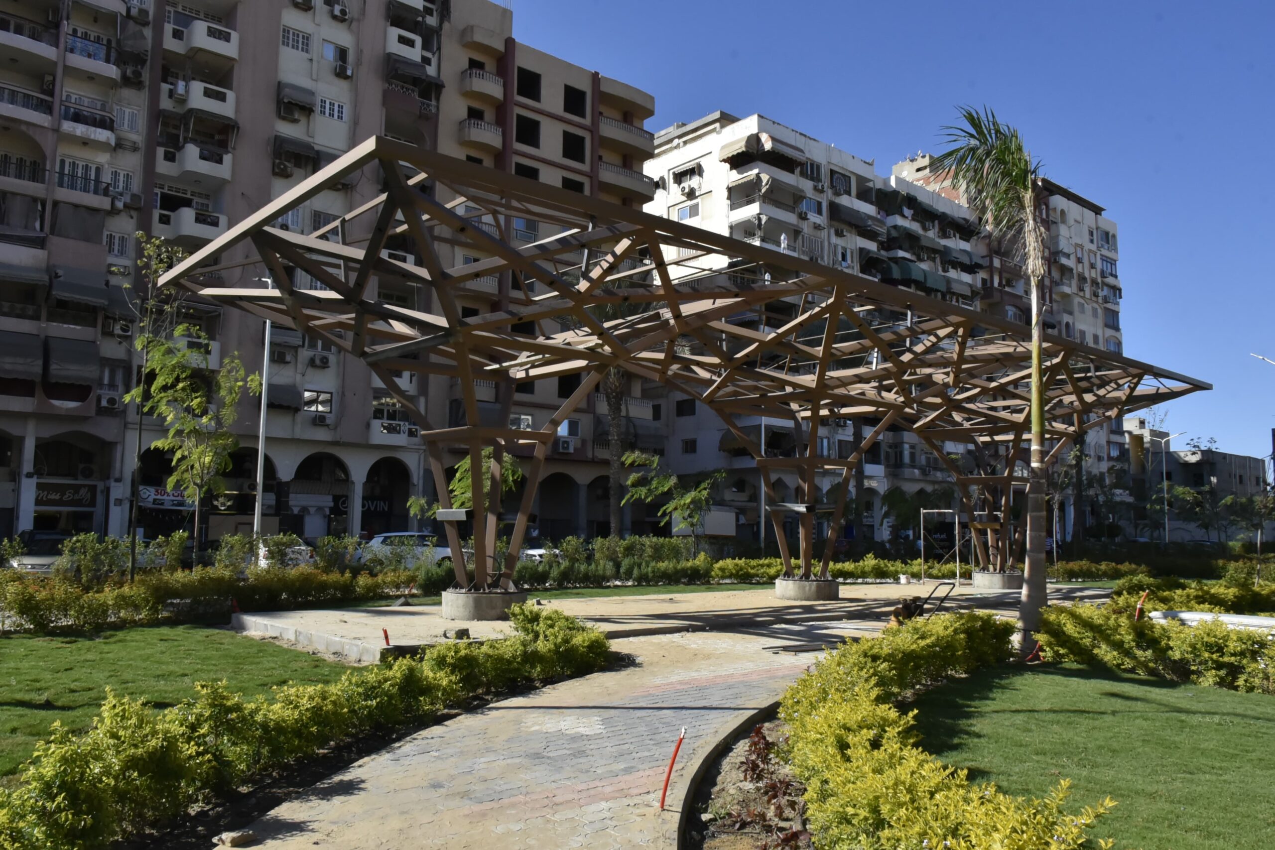 محافظ بورسعيد يتابع تطوير حديقة الأمل بحي المناخ محافظ بورسعيد يتابع تطوير حديقة الأمل بحي المناخ