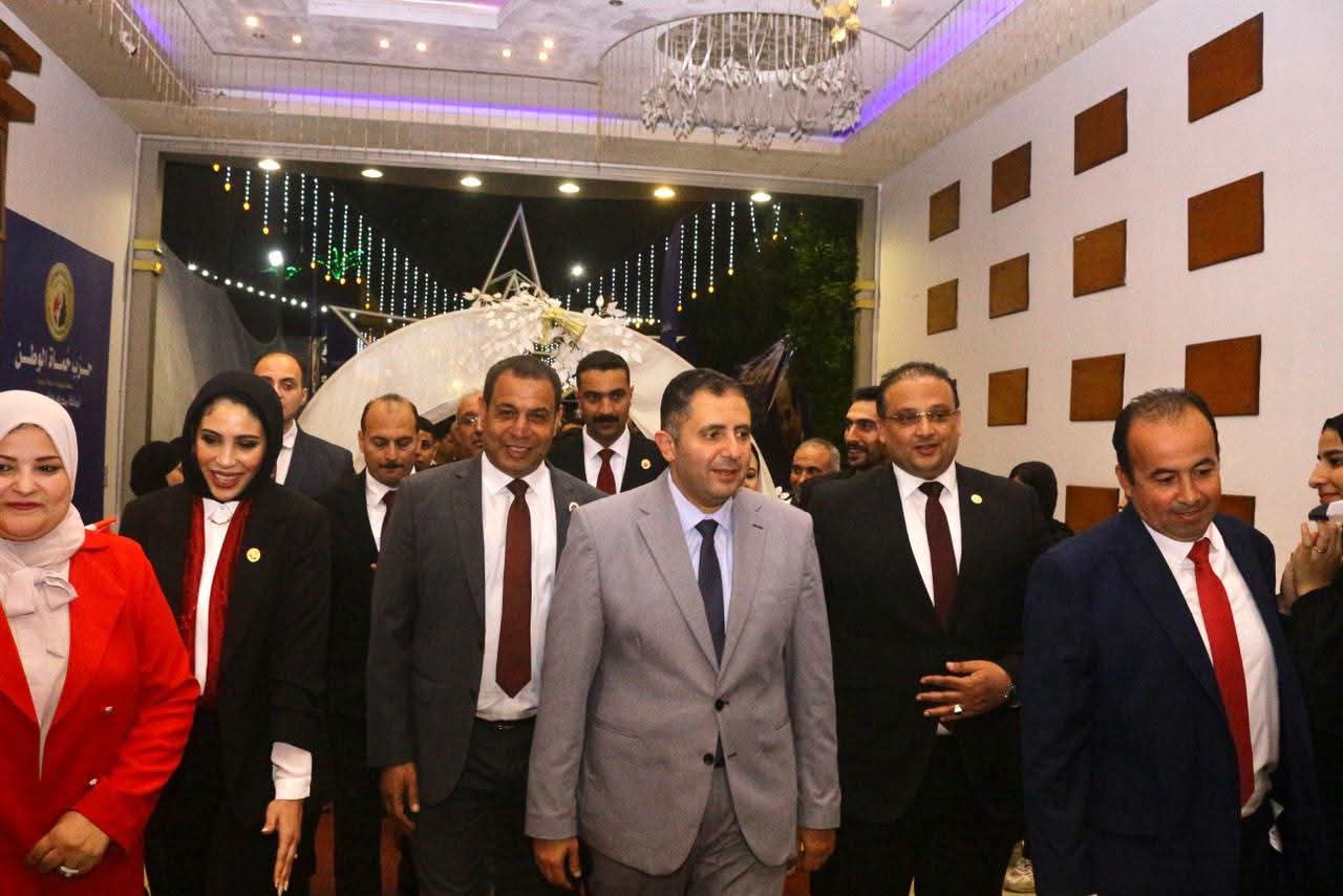 محافظ دمياط يشارك في احتفالية أكتوبر ويكرم أسر الشهداء محافظ دمياط يشارك في احتفالية أكتوبر ويكرم أسر الشهداء