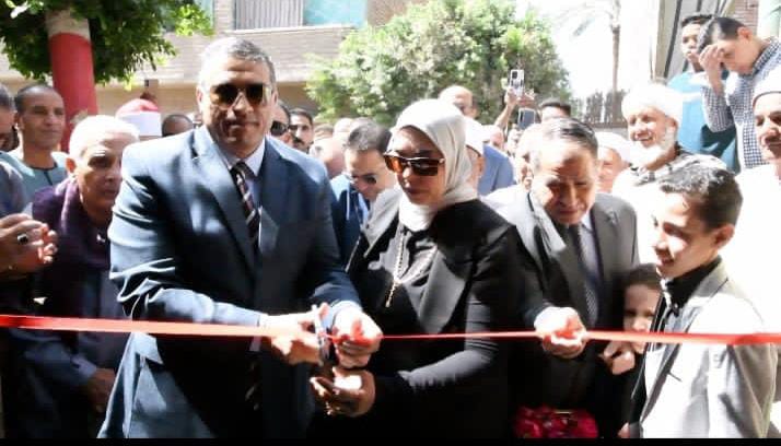 محافظ قنا يفتتح مسجد الرحمة بنجع سالم في نجع حمادي محافظ قنا يفتتح مسجد الرحمة بنجع سالم في نجع حمادي