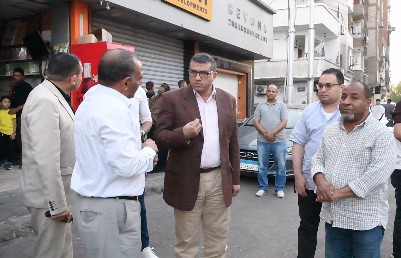 محافظ قنا يتابع صيانة ورفع كفاءة 3500 متر بلدورات محافظ قنا يتابع صيانة ورفع كفاءة 3500 متر بلدورات