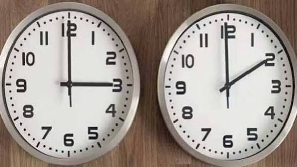 مواعيد فتح وغلق المحلات والمولات في <a href=