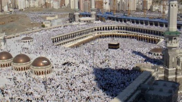 موعد الحج 2027 وقفة عرفات وعيد الأضحى ومناسكه أسعار برامج الحج 2027