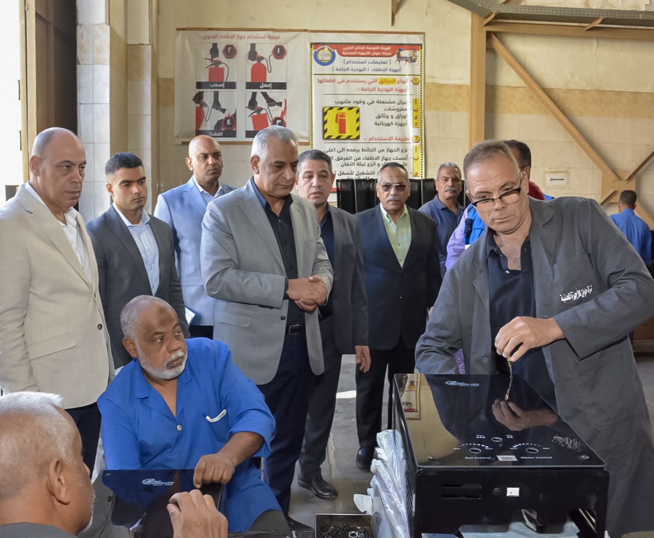 وزير الإنتاج الحربي يؤكد أهمية التعاون مع القطاع الخاص