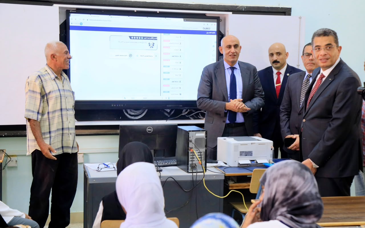 وزير التعليم من حلايب يؤكد أهمية البرمجة والذكاء الاصطناعي وزير التعليم من حلايب يؤكد أهمية البرمجة والذكاء الاصطناعي