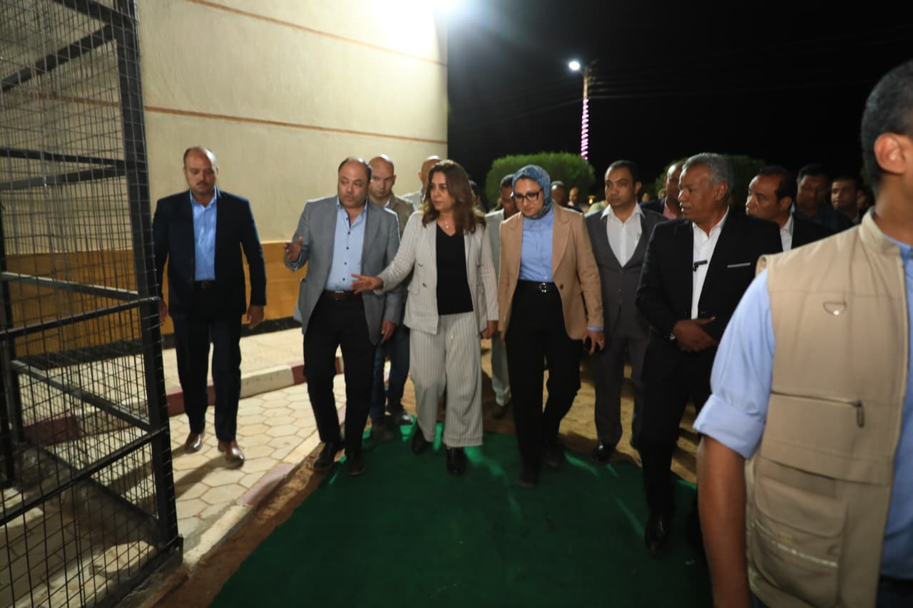 وزيرة التنمية المحلية تفتتح مجمع الصناعات الحرفية بمرزوق وزيرة التنمية المحلية تفتتح مجمع الصناعات الحرفية بمرزوق