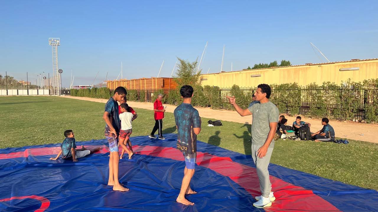 وكيل وزارة الرياضة بالأقصر يتابع تدريبات الموهبة والبطل الأولمبي وكيل وزارة الرياضة بالأقصر يتابع تدريبات الموهبة والبطل الأولمبي